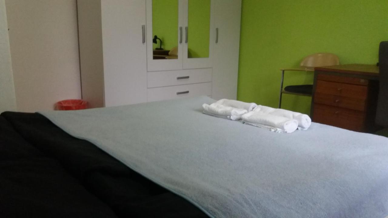 & Murgle Hostel