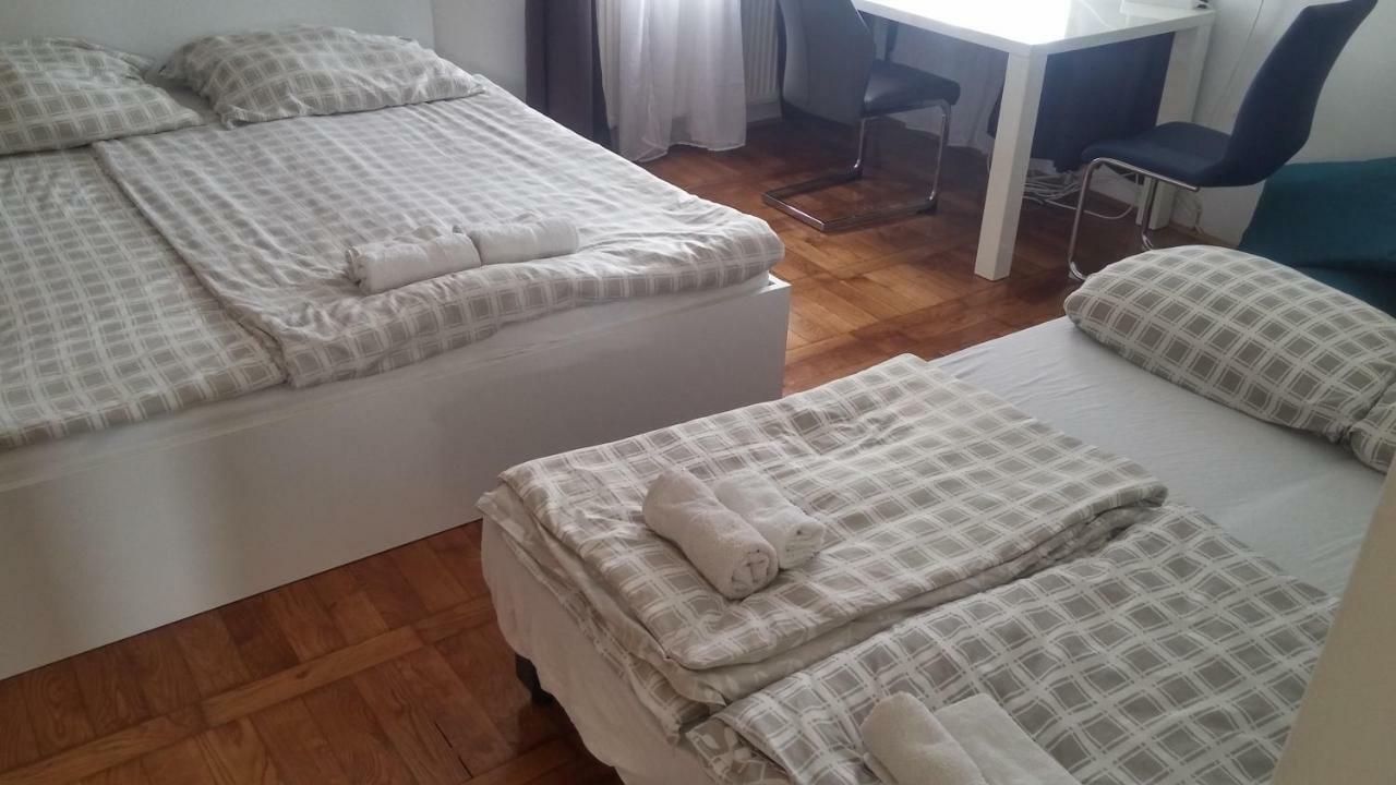 Hostel & Murgle